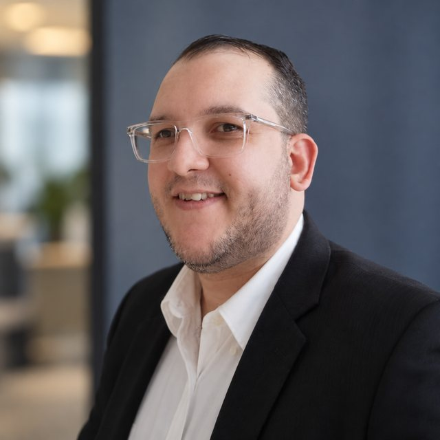 Inicio Ricardo Brett, fundador de Dominate AI Agency
